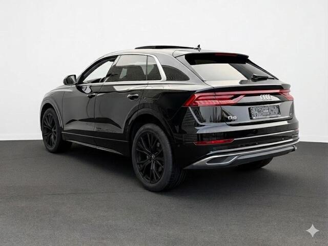 Audi Q8 55 TFSIe quattro Pro Line Plus 380pk | Unieke Auto | Panoramadak | Zeer weinig km's | 21 inch lichtmetalen velgen | 360 graden camera |
