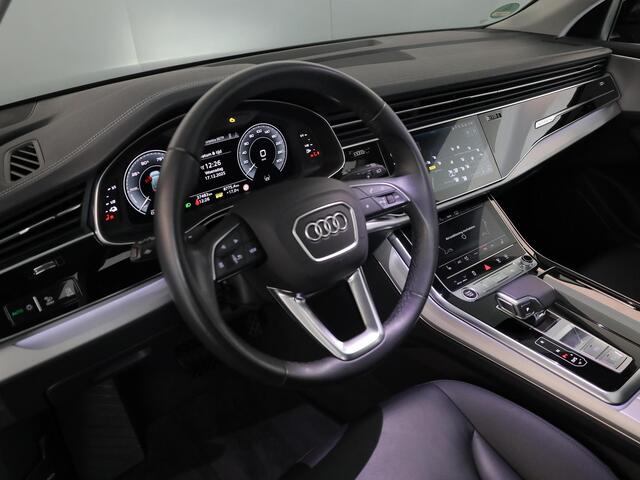 Audi Q8 55 TFSIe quattro Pro Line Plus 380pk | Unieke Auto | Panoramadak | Zeer weinig km's | 21 inch lichtmetalen velgen | 360 graden camera |