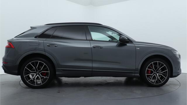Audi Q8 60 TFSI e 460pk quattro Pro Line S Competition / Panodak / ACC / Stoelverwarming / B&O / Luchtvering