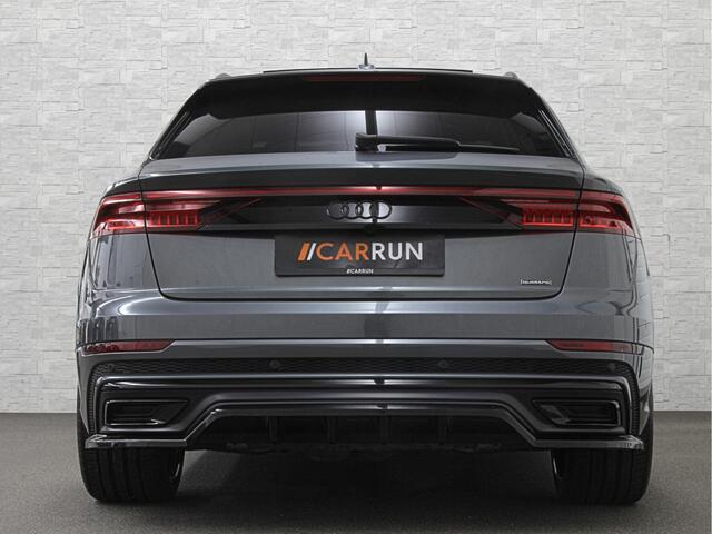 Audi Q8 60 462pk Competition S-Line | 11-2022 | RS Leder | Carbon | Softclose | 360 Camera | ACC | Panorama | Luchtvering | Nachtzicht Cam | Headup | LED-Matrix | Trekhaak | Lane & Side Assist | Led Sfeerverlichting | Keyless-Entry | | Black-Optic | Rijklaar incl