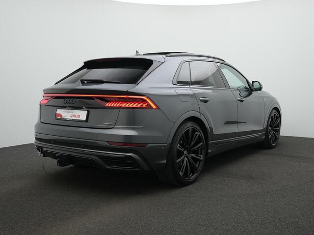 Audi Q8 60 TFSI e Quattro Pro Line S Competition / S-Line | Panoramadak | Trekhaak | Sportstoelen plus | Geheugenstoel | Bang & Olufsen | 360 Camera | HD Matrix LED