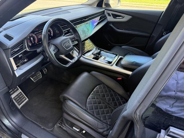 Audi Q8 50 TDI quattro Pro Line S ** Panodak ** Leder ** Luchtvering ** BOSE ** Trekhaak ** Massage
