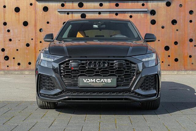 Audi Q8 4.0 TFSI RS Q8 quattro | Soft-Close | Smartphone | B&O | Tour | HUD | Panorama | 23" | Sportuitlaat |