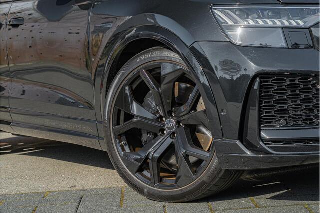 Audi Q8 4.0 TFSI RS Q8 quattro | Soft-Close | Smartphone | B&O | Tour | HUD | Panorama | 23" | Sportuitlaat |