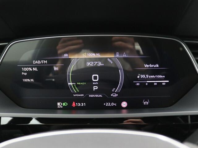 Audi Q8 e-tron 55 quattro S Edition 115 kWh 408PK Aut. SOH 89,17%, Trekhaak, Memorystoel, Leder, Head-Up Display, Keyless, 360gr. Camera, 21" LM Velgen, B&O Audio
