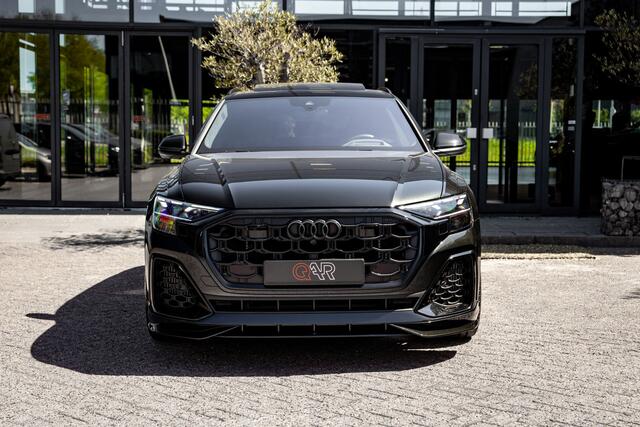 Audi Q8 60 TFSI e ABT Aero Competition | Audi Exclusive Pantherzwart | Advanced onderstel | Stoelventilatie + massagefunctie | Uitgebreid lederpakket | Carbon | Head up | B&O | Servosluiting