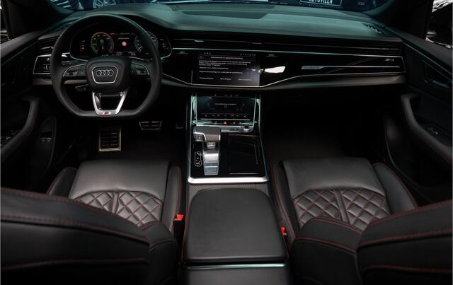 Audi Q8 60 TFSI e quattro Pro Line S Competition HUD Panodak 360° B&O ACC Leer LM velgen Memory seats Climate voor en achter PDC Elektr. uitklapbare trekhaak Stoelverwarming voor & achter Niveauregeling Massage Stoelventilatie NIEUW! Fabrieksgarantie!