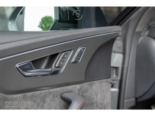 Audi Q8 4.0 TFSI RS Q8 quattro 700PK URBAN|FULL CARBON|23" Vossen|Ceramic|RS Dynamic|B&O 3D Advanced||ACC|Uitlaatsysteem|Keyless|Softclose|Standkachel|360°