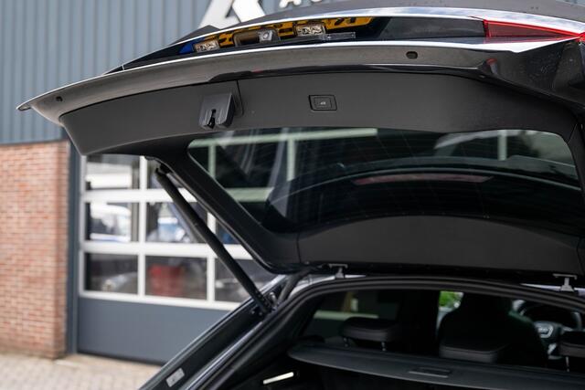 Audi Q8 55 TFSI e quattro Pro Line S | Panorama | RS Seats | Luchtvering | Bang & Olufsen | Trekhaak | Camera | 22' Inch |