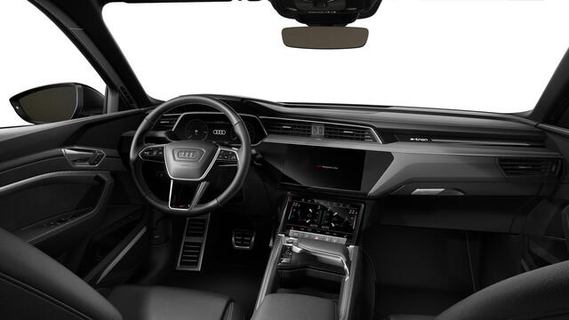 Audi Q8 Sportback e-tron 55 quattro S Edition 115 kWh Panoramadak - Stoelverwarming/achter - S Sportstoelen - B&O - Head up - Assistentiepakket Tour - Parkeerassistent - Uitgebreide interieurvoorverwarming -