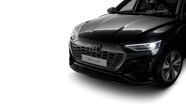 Audi Q8 Sportback e-tron 55 quattro S Edition 115 kWh Panoramadak - Stoelverwarming/achter - S Sportstoelen - B&O - Head up - Assistentiepakket Tour - Parkeerassistent - Uitgebreide interieurvoorverwarming -