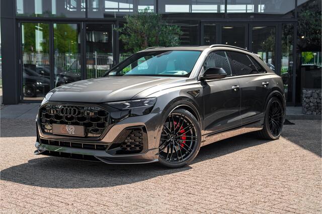 Audi Q8 60 TFSI e quattro ABT Aero Competition | Audi Exclusive Aqaatgrijs (Porsche) | Exclusive interieur Alabast wit | B&O Advanced | Advanced onderstel | Stoelventilatie + massagefunctie | Uitgebreid lederpakket | Carbon