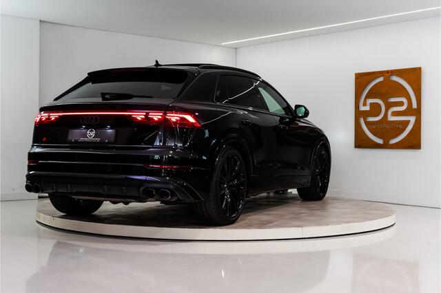 Audi Q8 60 TFSI E Quattro Competition 490PK | Pano | Kleppenuitlaat | B&O | 4 Wielsturing | VOL! Fabrieksgarantie