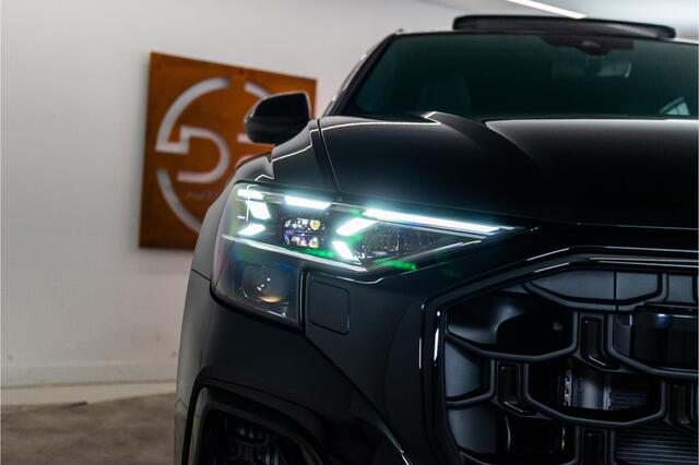 Audi Q8 60 TFSI E Quattro Competition 490PK | Pano | Kleppenuitlaat | B&O | 4 Wielsturing | VOL! Fabrieksgarantie
