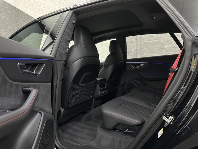 Audi Q8 60e 490pk Full Options! RS Massage Seats | 4WS | OLED | Laser-LED | Carbon | Ventilatie | Valcona Leder+ Pakket | B&O Sound | 23'' | Alcantara hemel | Head-Up | Soft-Close | Panodak | 2x Memory | Trekhaak | Keyless-Entry | Luchtvering | Nw.Pr. 160.000,= |