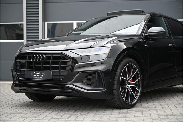 Audi Q8 55 TFSI e QUATTRO / 3 X S-LINE / PANO / B&O / LED MATRIX / SFEERVERLICHTING / CAMERA / TREKHAAK