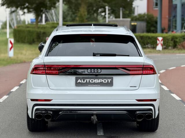 Audi Q8 55 TFSI e Quattro S-Line Pano Rs Zetels SQ8 Softclose