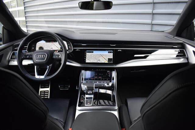 Audi Q8 55 TFSI e Quattro Pro Line S | ACC | RS-Seats | Head-Up | B&O | Softclose | 22'' Wielen | Stuurverwarming | Matrix | Nachtzicht |