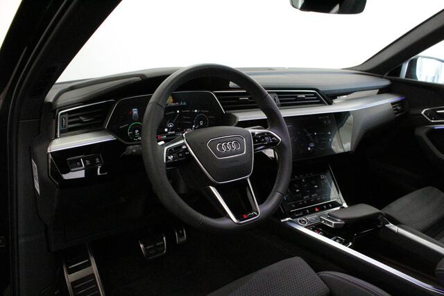 Audi Q8 Sportback e-tron 55 quattro S Edition Competition 115 kWh | NL-AUTO+N.A.P! | ACC | PANO | SFEER | NAVI | 21'LMV | KEYLESS | LED | LUCHT-V |