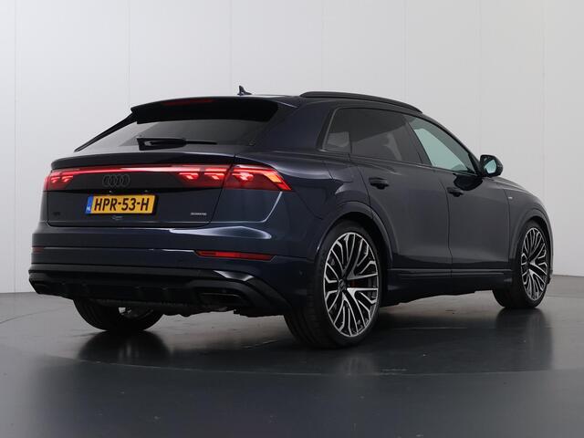 Audi Q8 60 TFSI e quattro Pro Line S Competition | 490PK | Luchtvering | Optiek Pakket Zwart | S-LIne Plus Pakket | Virtual Cockpit | 360 Camera | Trekhaak | Stoel/Stuurverwarming | Panoramadak | Stoelverwarming Achter | Matrix/Laser LED | HUD | Bang & Olufsen | SoftClose |