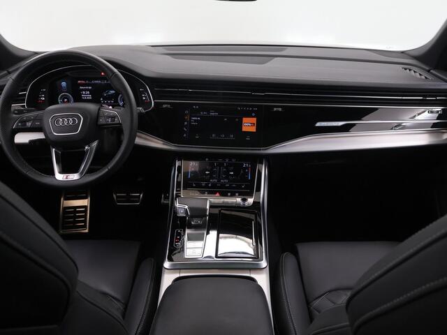 Audi Q8 60 TFSI e quattro Pro Line S Competition | 490PK | Luchtvering | Optiek Pakket Zwart | S-LIne Plus Pakket | Virtual Cockpit | 360 Camera | Trekhaak | Stoel/Stuurverwarming | Panoramadak | Stoelverwarming Achter | Matrix/Laser LED | HUD | Bang & Olufsen | SoftClose |