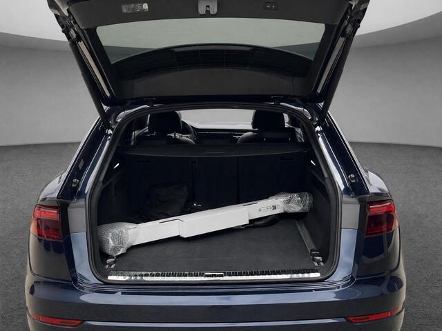 Audi Q8 60 TFSIe 490pk Tiptronic Quattro Pro Line S Comp · 360 Camera · Luchtvering · Laser LED · Wegklapbare Trekhaak · Elek. Voorstoelen · Nachtzicht · 23'' Inch · Garantie t/m 11-03-2031 of 100.000km