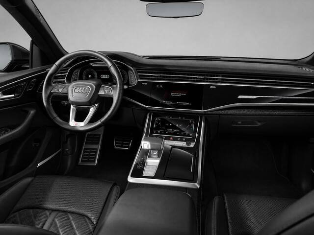 Audi Q8 60 TFSI e quattro Competition Plus 490 PK · Glazen panoramadak · B&O Premium 3D · Decoratielijsten mat carbon twill