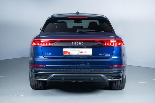 Audi Q8 55 TFSI e quattro 381pk Pro Line / S-line in- & exterieurpakket / B&O soundsystem / ACC / Zwart optiekpakket