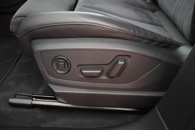 Audi Q8 e-tron 50 quattro 340pk Advanced Edition 95 kWh Camera Memory ACC HUD Stoelverwarming Keyless Navigatie