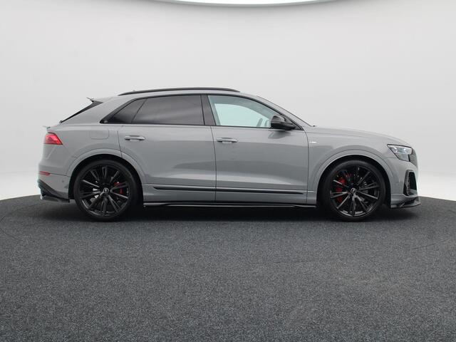 Audi Q8 60 TFSi e 490 Pk quattro S-Line Competition | Trekhaak | Carplay | B&O Advanced | Luchtvering | Head-up Display | Matrix LED | Carplay | 23 Inch