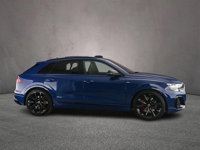 Audi Q8 60 TFSI e quattro Pro Line S Competition | Achterasbesturing | Luchtvering | Trekhaak | Nachtzicht | 360 camera | Memory | B&O | Pano