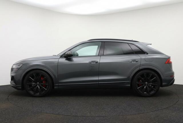 Audi Q8 60 TFSI e-hybrid quattro S Line Competition l AWD Besturing l B&O l HUD l Trekhaak l Alcantara Hemel l VOL OPTIES