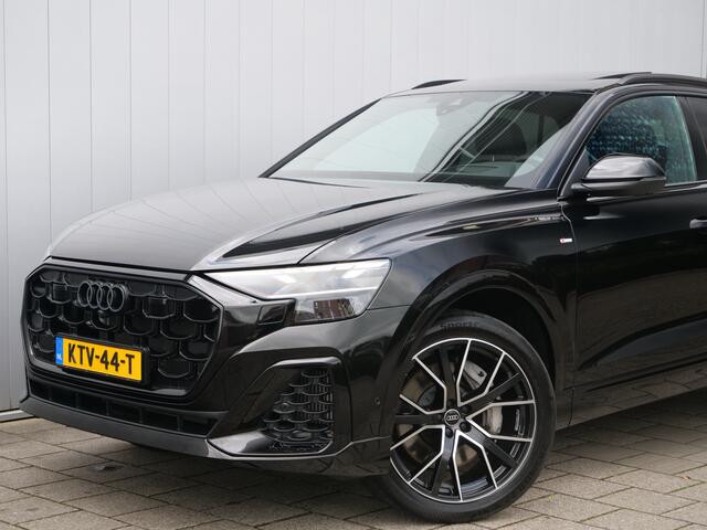 Audi Q8 55 TFSI e-hybrid quattro Black Line 394 Pk Automaat Navi / DAB / Apple Carplay / Pano-dak / 360 camera