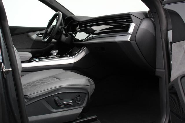 Audi Q8 55 TFSI e PHEV quattro Pro Line S-Line 3* S-Line Leder B&O Trekhaak Elektrisch Luchtvering Led Dab Led Blackpack Stoelverwarming Stoelverkoeling Camera