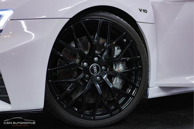 Audi R8 5.2 V10 Quattro Plus Full Carbon Ceramic B&O Matrix Camera Facelift