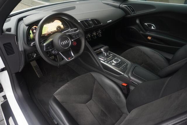 Audi R8 Spyder 5.2 RWD