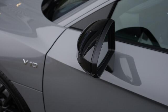 Audi R8 5.2 FSI V10 RWS 1 OF 999