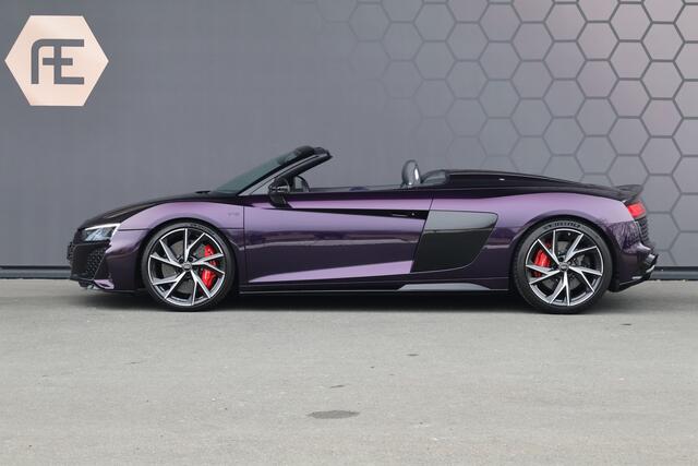Audi R8 Spyder 5.2 Performance Quattro FACELIFT | KERAMISCH | B&O | CARBON EXTERIEUR | TECHNOLOGY PACK | SPORTUITLAAT | STOELVERWARMING |