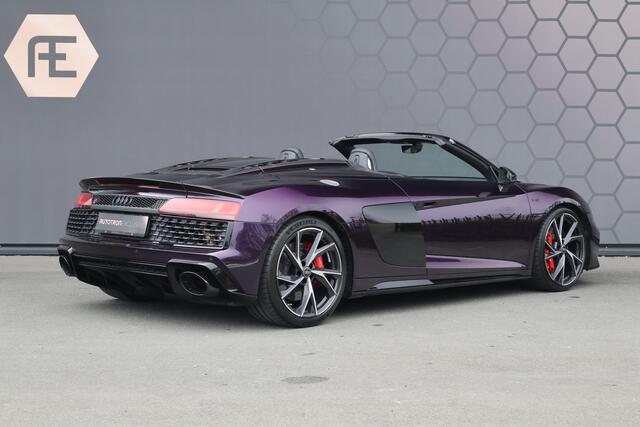 Audi R8 Spyder 5.2 Performance Quattro FACELIFT | KERAMISCH | B&O | CARBON EXTERIEUR | TECHNOLOGY PACK | SPORTUITLAAT | STOELVERWARMING |