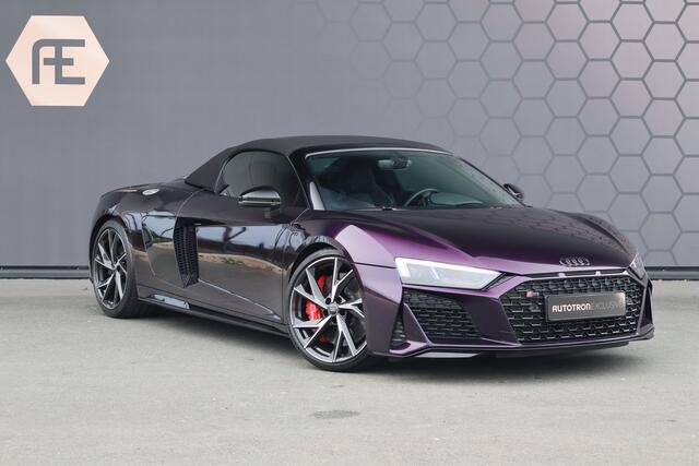 Audi R8 Spyder 5.2 Performance Quattro FACELIFT | KERAMISCH | B&O | CARBON EXTERIEUR | TECHNOLOGY PACK | SPORTUITLAAT | STOELVERWARMING |