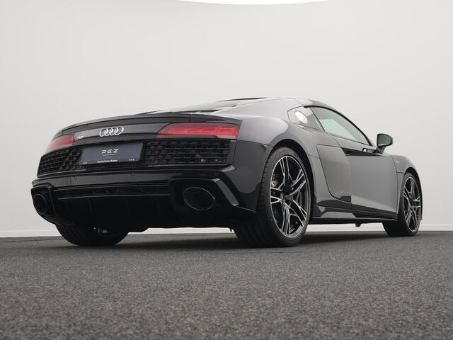 Audi R8 5.2 performance RWD