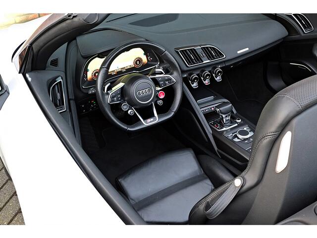 Audi R8 Spyder 5.2 V10 Quattro virtual sportabgas, LM20