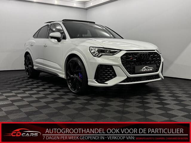 Audi RS Q3 RSQ3 Sportback TFSI Quattro 400PK btw Pano, Half leder, Navi, Parkeersensoren, Virtual desk, Stoelverwarming, Elektrische achterklep