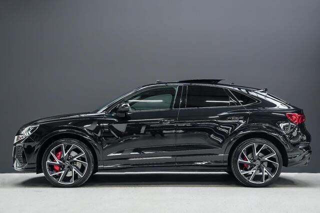 Audi RS Q3 Sportback 400pk TFSI |pano|RS-stoelen memory|Sonos|360 camera|matrix-LED|HUD|drive select|blind spot|sfeerverlichting|Apple Carplay|elek. achterklep|21"lichtmetalen velgen|