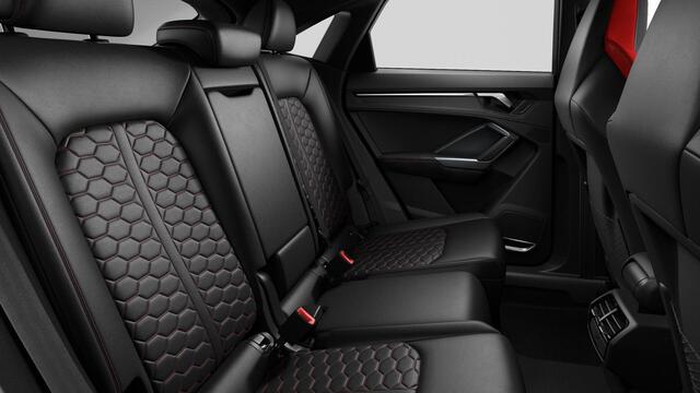 Audi RS Q3 Sportback TFSI Q3 | 400 PK | Automaat | Panoramadak | RS sportuitlaat | Lederen honingraat sportstoelen |