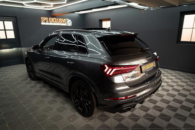 Audi RS Q3 TFSI / Pano / Eventuri / Adaptive / Sonos / Memory / Milltek DP /