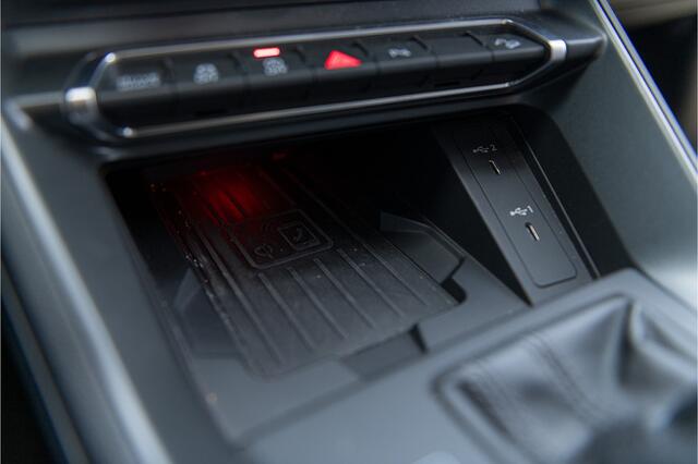 Audi RS Q3 RSQ3 Sportback 2.5 TFSI quattro Keramisch Acc Pano 360 Memory RSStoel Sonos Trekhaak