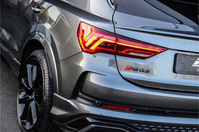 Audi RS Q3 RSQ3 2.5 **RS Sportstoelen/Pano/Ambient**