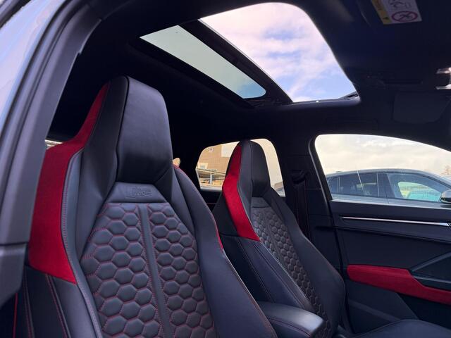 Audi RS Q3 RSQ3 Sportback TFSI RS Stoelen | Pano