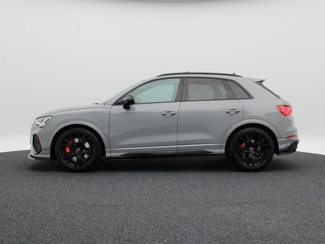 Audi RS Q3 TFSi 400 Pk Automaat | Stoelverwarming | Camera | Bang & Olufsen | Half Leer | Panorama dak | 20 Inch | 97.128 Km !!